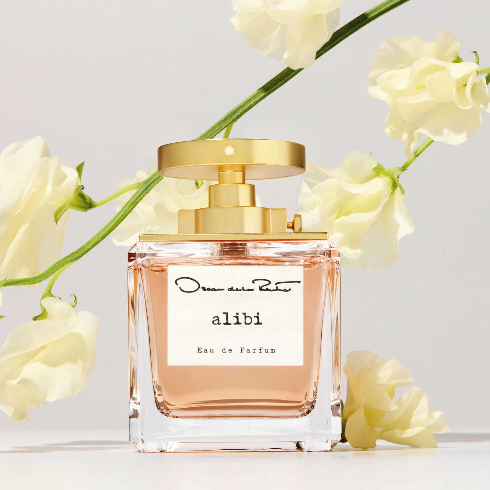 Oscar De La Renta Alibi EDP - Sophisticated Floral-Oriental Perfume with Ginger Blossom & Vanilla Orchid - Image 2
