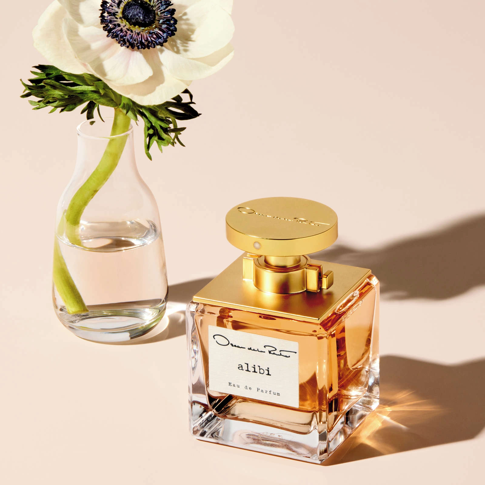 Oscar De La Renta Alibi EDP - Sophisticated Floral-Oriental Perfume with Ginger Blossom & Vanilla Orchid - Image 4