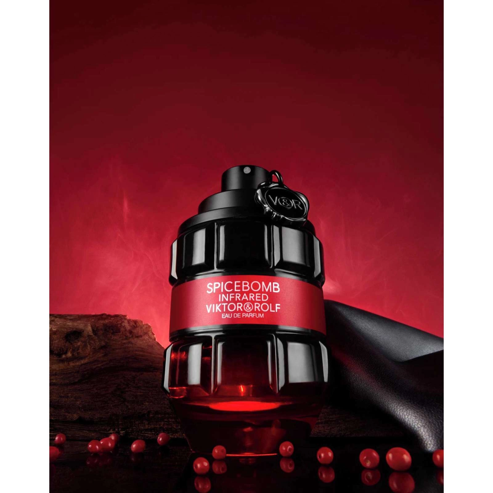 Viktor&Rolf Spicebomb Infrared Eau De Parfum 90ml - Sensual Leather & Spicy Accords for Carnal Seduction - Image 3